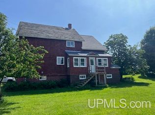 246 Cliff St, Mohawk, MI 49950