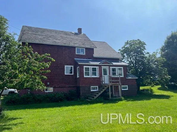 246 Cliff St, Mohawk, MI 49950