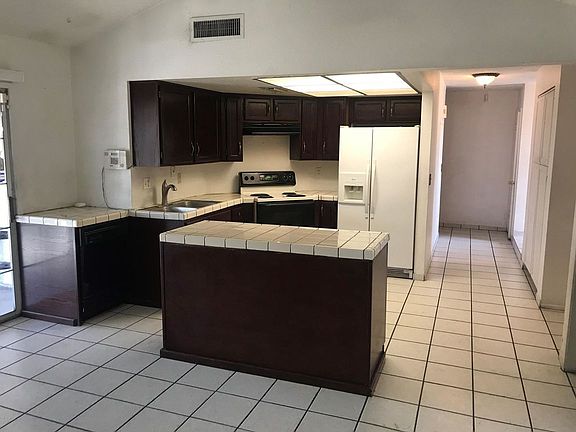 3rd image of 4317 W Virginia Ave