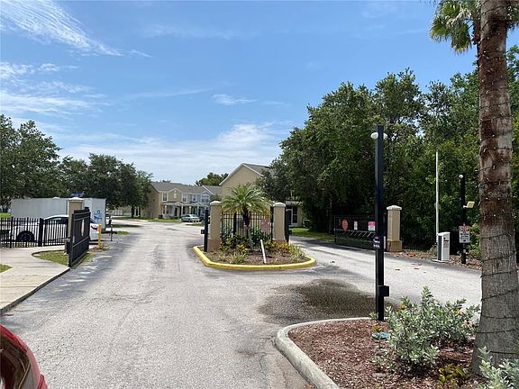 5th image of 6014 Portsdale Pl Unit 101
