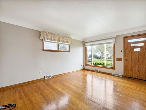 5th image of 13600 Woodward Blvd