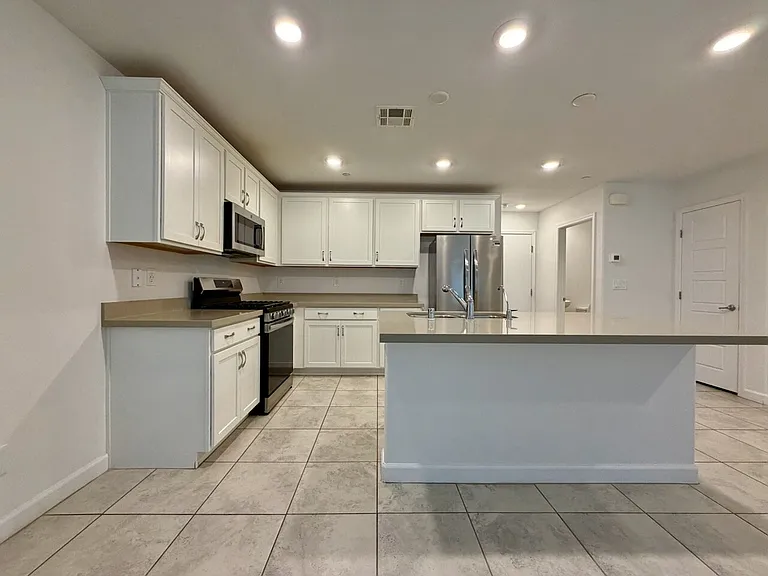 691 Pickled Pepper Pl — Photo 11