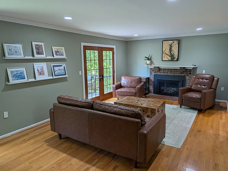 2334 Putnam Ln — Photo 5