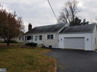 187 Robbins Edinburg Rd, Robbinsville, NJ 08691