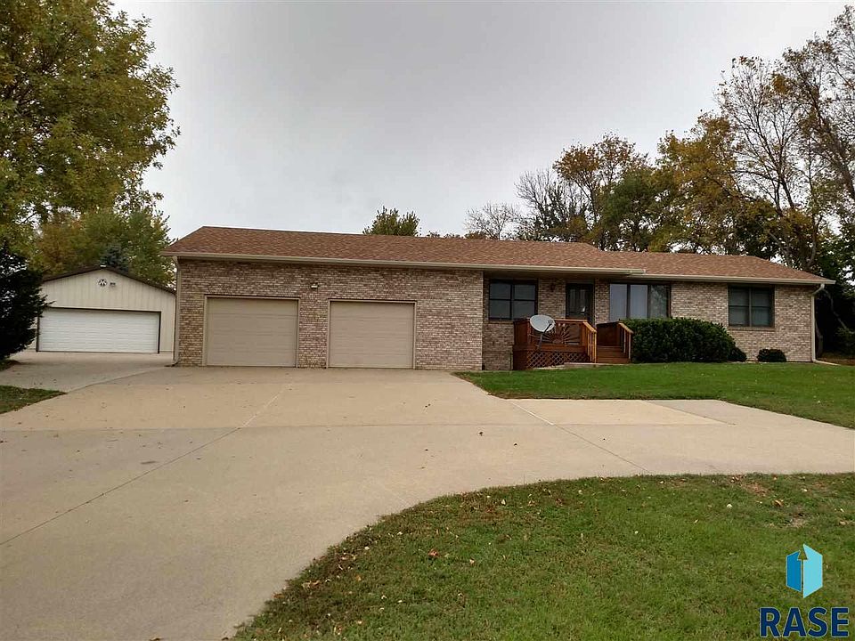 1st image of 46422 W 38th Hwy