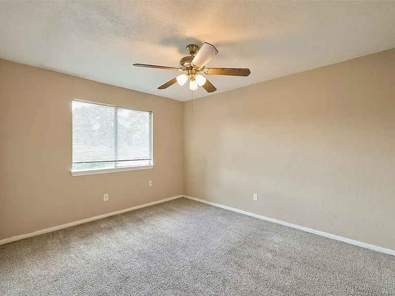 23311 Grand Rapids Ln — Photo 28