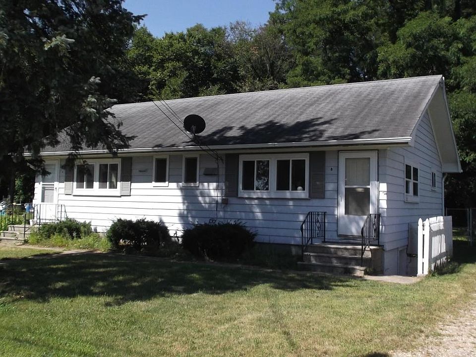 1st image of 184 Marion Ave #1