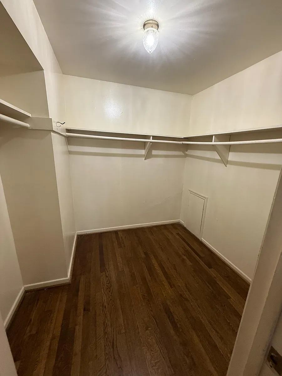 Building Photo - 7301 Calder Dr #1