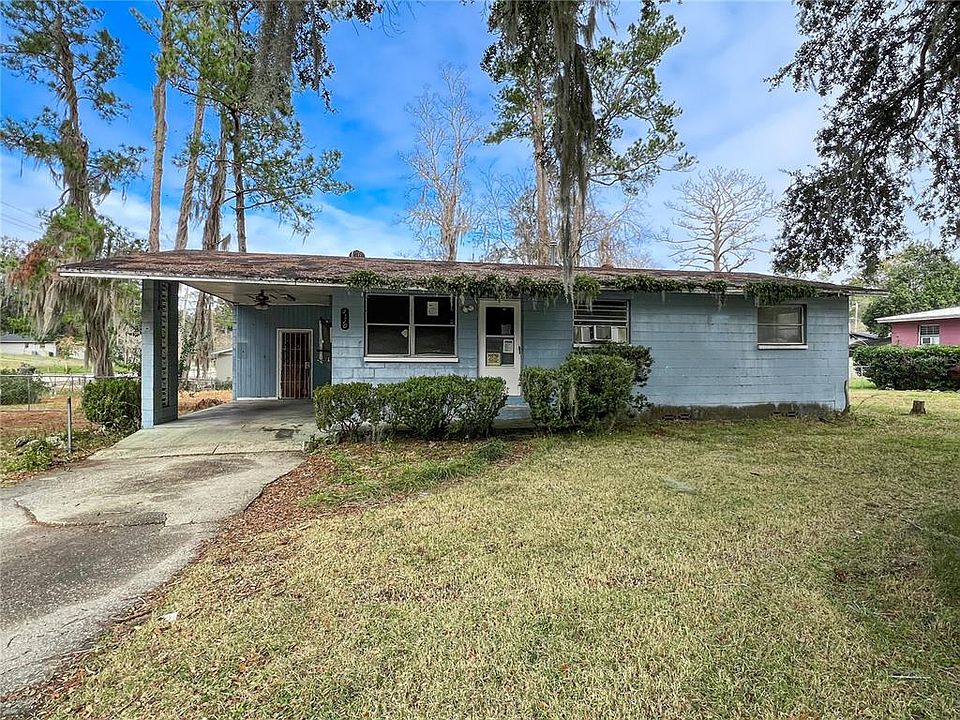 1st image of 3510 SE 18th Ave
