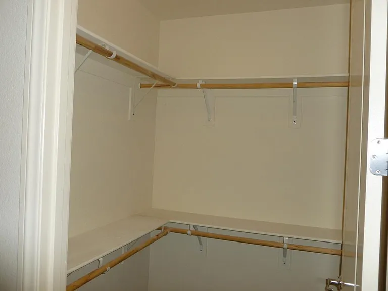 32 E Serene Ave #123 — Photo 13