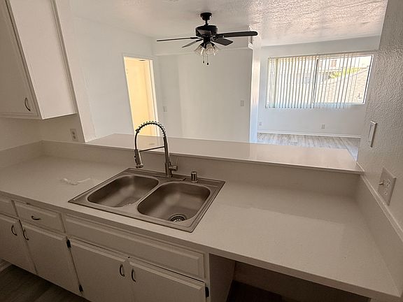 2nd image of 4434 Fulton Ave APT 202