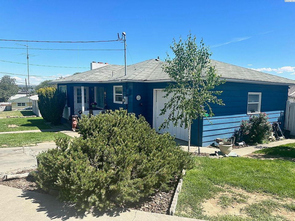 2nd image of 157 Hawthorne Dr