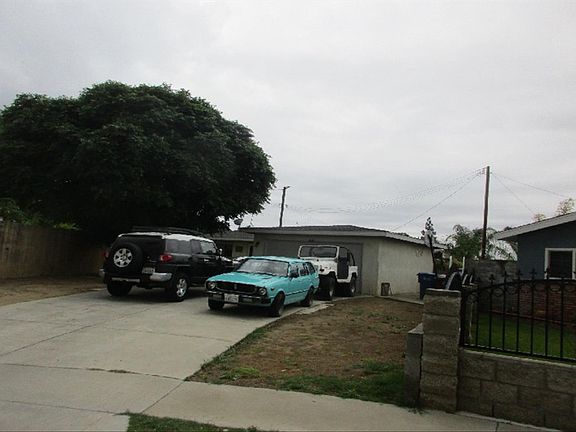 3rd image of 16306 Ladysmith St