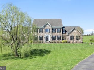 16516 Goldencrest Cir, Purcellville, VA 20132