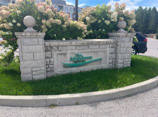 420 William Graham Dr #218, Aurora, ON L4G1X4