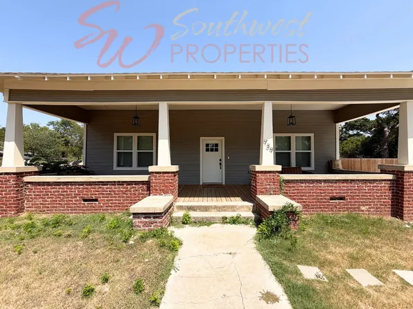 939 W Frey St, Stephenville, TX 76401