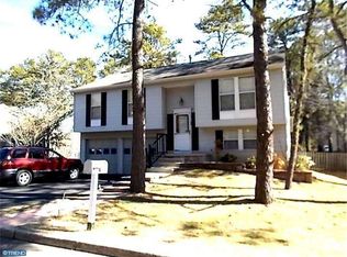 26 Lady Diana Cir, Marlton, NJ 08053