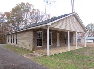 488 Hickory Cir, Waverly Hall, GA 31831