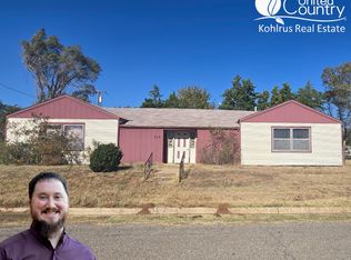 313 E Adams St, Buffalo, OK 73834