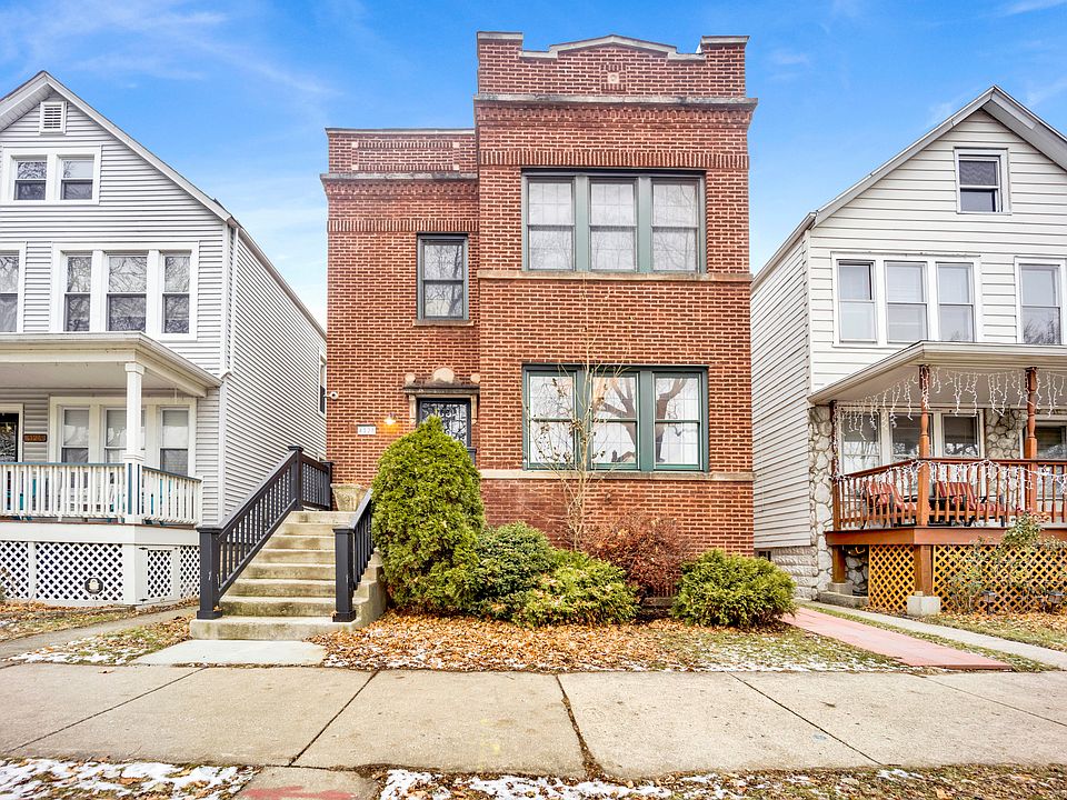 1st image of 4128 N Maplewood Ave #1