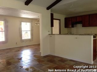 1622 Redwood St, Seguin, TX 78155