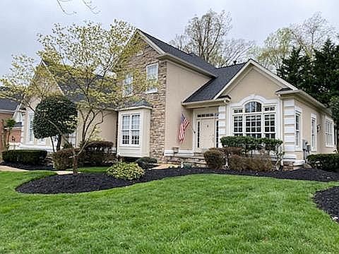 2nd image of 8090 Amsterdam Ct
