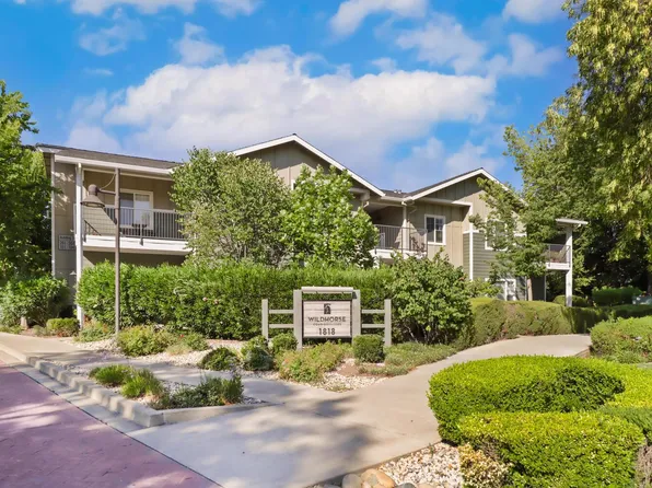 1818 Moore Blvd APT 201, Davis, CA 95618