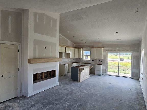 3rd image of 1629 Midway Ct