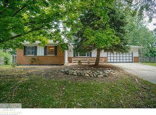 731 Eastcircle Dr, Lansing, MI