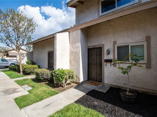 162 Southampton Way #23, Placentia, CA 92870