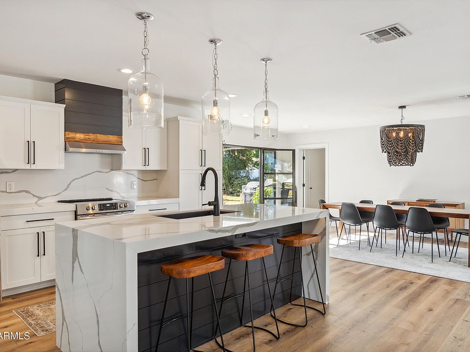 1st image of 3131 E MONTEROSA Street