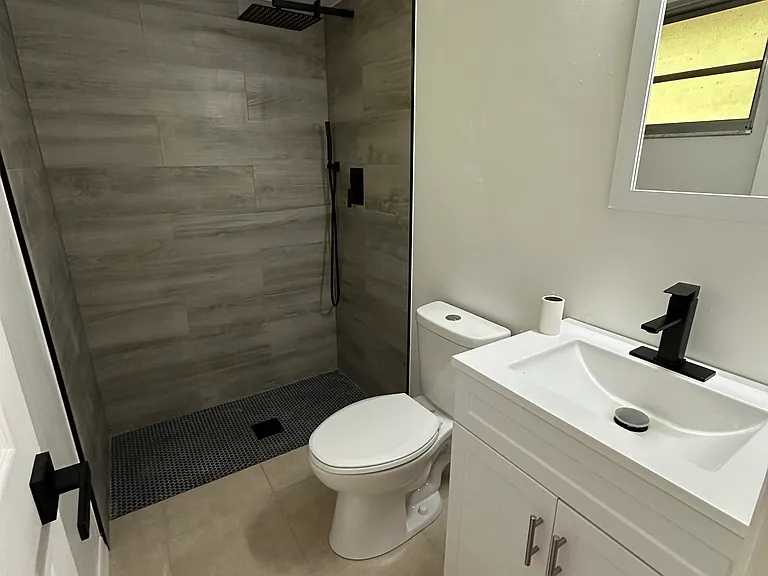 1200 Moore Ave — Photo 9