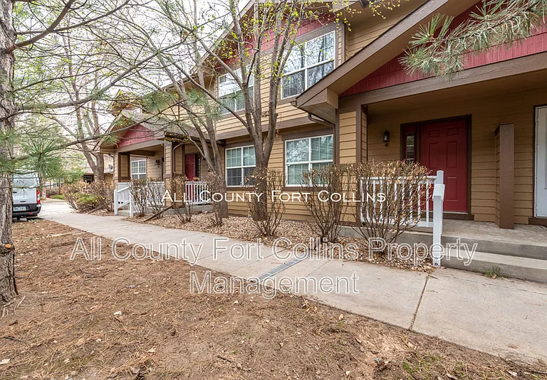 4521 Starflower Dr #C — Photo 2