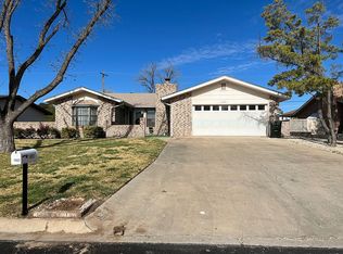 1803 Westridge Rd, Carlsbad, NM 88220