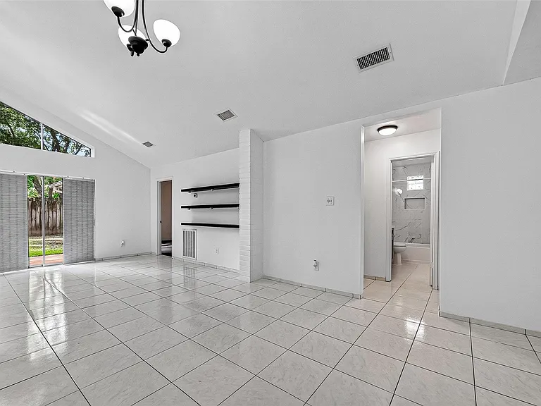 10315 Goodrum Rd — Photo 9
