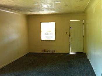 5th image of 12650 Barlow St