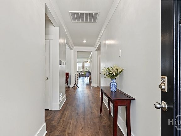3rd image of 115 Oldwood Drive