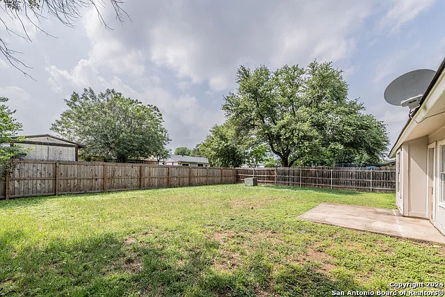 5915 Cliff Rdg — Photo 24