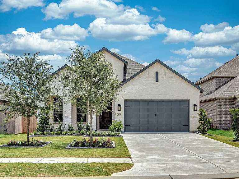 30723 Green Acres Ct — Photo 1