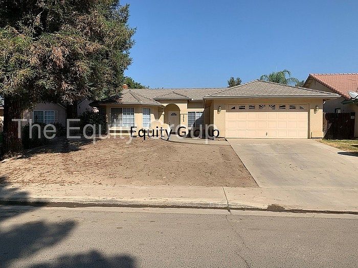 1st image of 3842 E Willow Ave