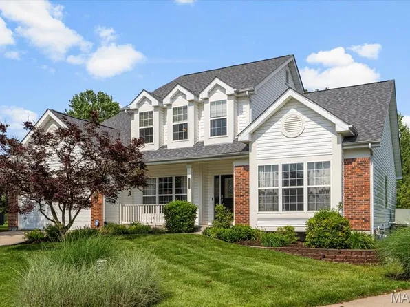 1004 Speckledwood Manor Ct, Chesterfield, MO 63017