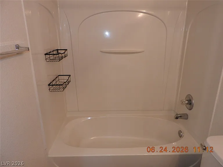 521 Dolphin Peak Ct — Photo 33