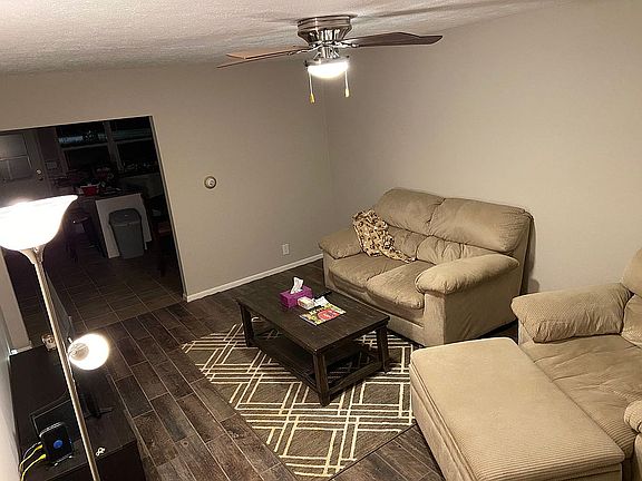 4th image of 413 Fairview Ave