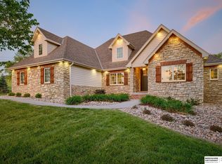 12125 Bobwhite Rd, Gretna, NE 68028