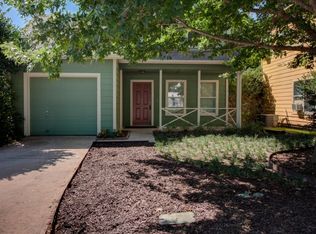 1102 E 3rd St, Georgetown, TX 78626