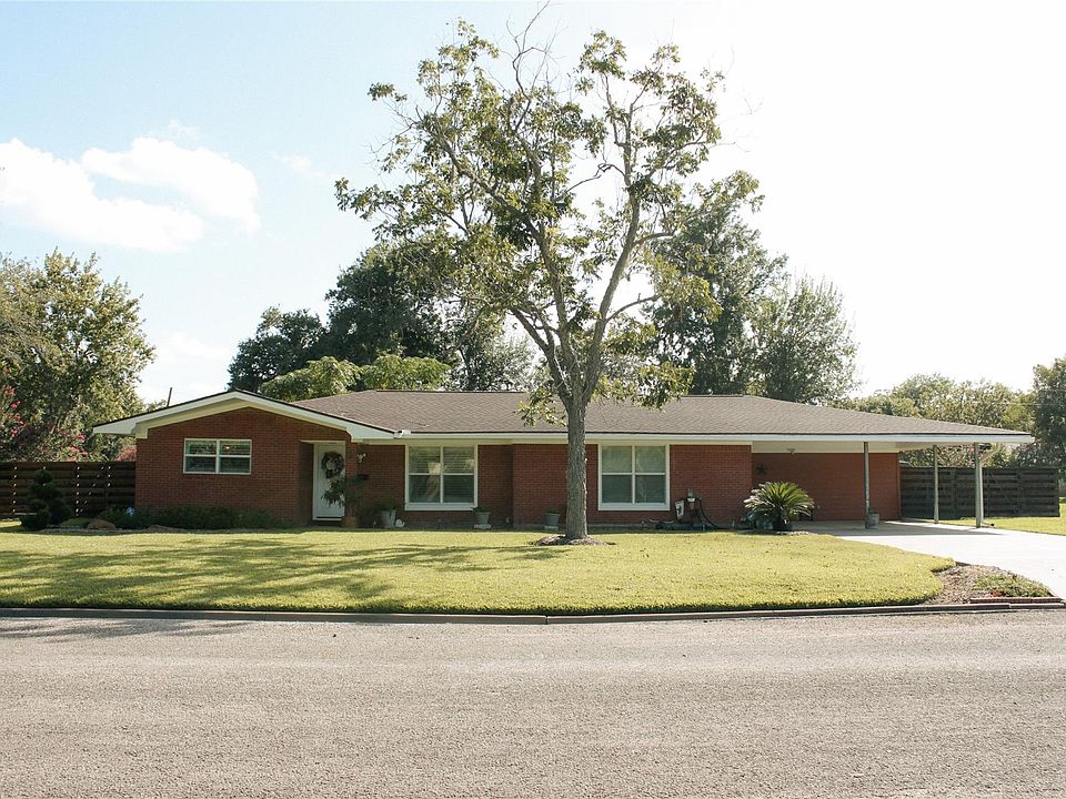 1st image of 1201 Carey Dr
