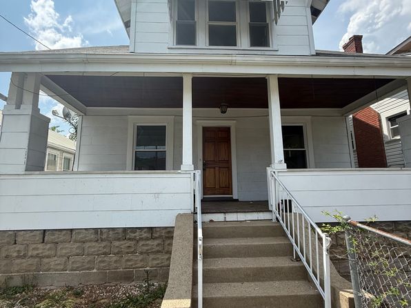 943 Hazelwood Ave