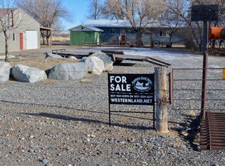 721 W Sunnyside Ln, Thermopolis, WY 82443