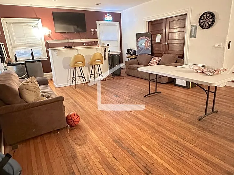 13 Orkney Rd #2B — Photo 8