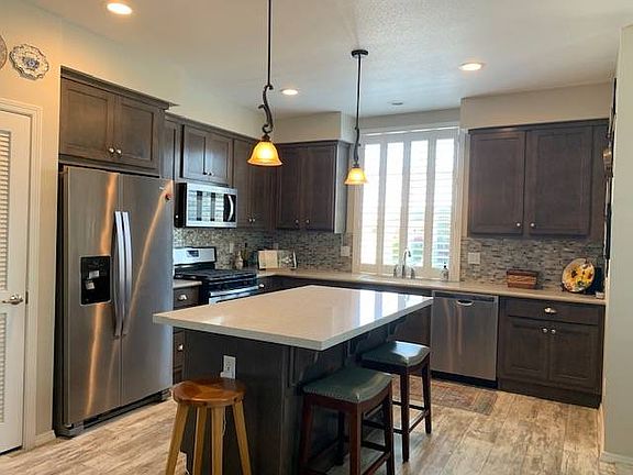 5th image of 16444 Bolsa Chica St Space 101